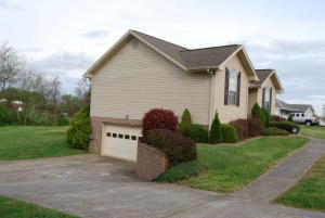 121 Settlers Ln, Talbott, TN 37877 photo 3