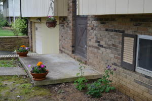 1055 N Shady Lane Loop, Clarkrange, TN 38553 photo 4