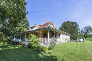 137 Mountain View Rd, Heiskell, TN 37754 photo 3