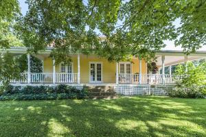 137 Mountain View Rd, Heiskell, TN 37754 photo 1