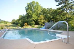 571 Copeland Rd, Ocoee, TN 37361 photo 2