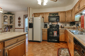 565 Ronald Dr, Talbott, TN 37877 photo 16