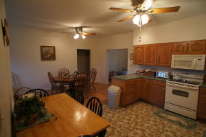 581 Shady Ln, Oneida, TN 37841 photo 6