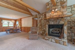 297 Turtle Pointe Rd, Bean Station, TN 37708 photo 5