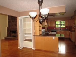 501 H C Smith Rd, Oneida, TN 37841 photo 4
