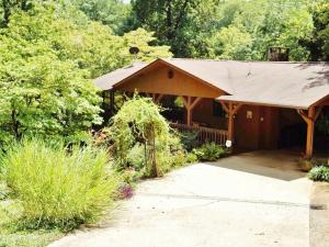357 Half Moon Cir, Spring City, TN 37381 photo 27