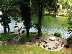 357 Half Moon Cir, Spring City, TN 37381 photo 10