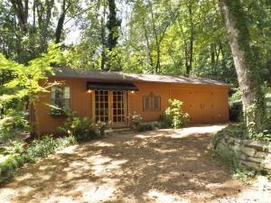 357 Half Moon Cir, Spring City, TN 37381 photo 17