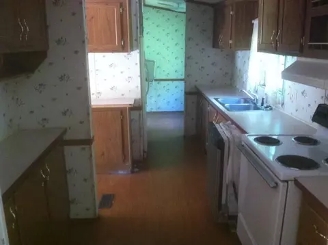 1165 Bicknell Rd, Clarkrange, TN 38553 photo 2