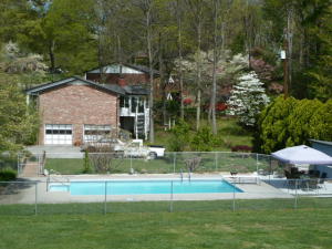 7908 Castlecomb Rd, Powell, TN 37849 photo 4