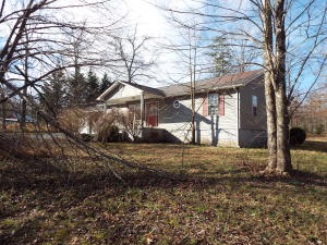 1224 Franklin Loop, Clarkrange, TN 38553 photo 3