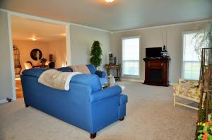8113 Heiskell Rd, Powell, TN 37849 photo 2