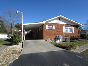 308 Maple St, Clinton, TN 37716 photo 5