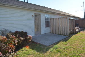 2017 Benningham Way, Powell, TN 37849 photo 2