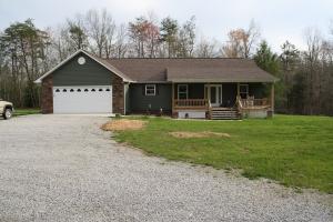 206 Cook Rd, Clarkrange, TN 38553 photo 1
