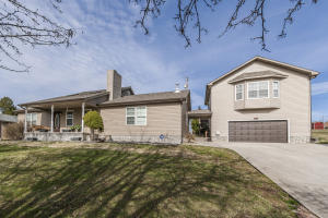 7755 Heiskell Rd, Powell, TN 37849 photo 1