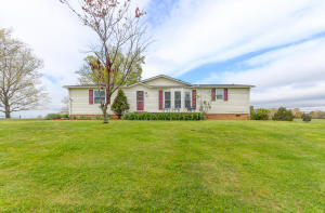 7825 Branson Ln, Corryton, TN 37721 photo 1