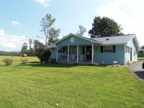 153 Posey Ln, Oneida, TN 37841 photo 1