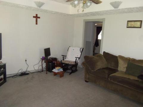 153 Posey Ln, Oneida, TN 37841 photo 5