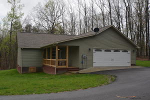 552 Robs Rd, Grimsley, TN 38565 photo 6
