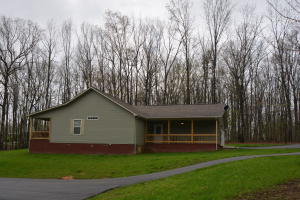 552 Robs Rd, Grimsley, TN 38565 photo 4