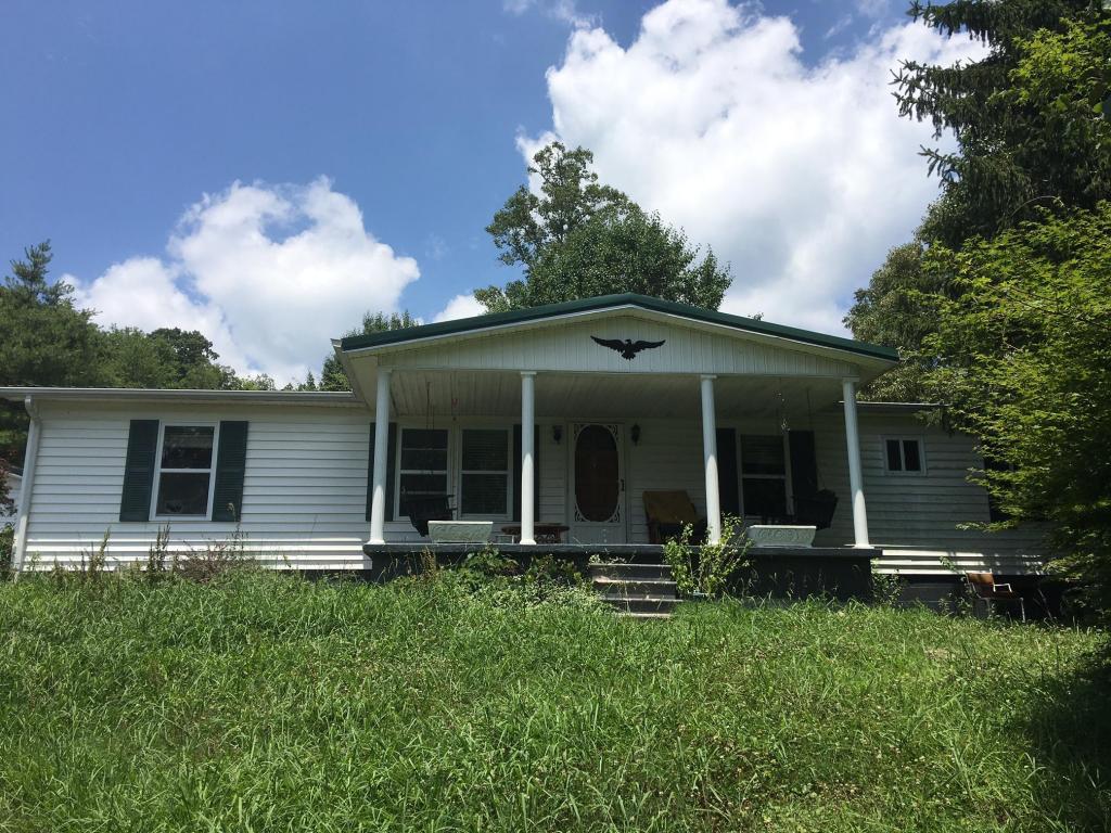 206 Batley Loop Rd, Clinton, TN 37716 photo 1