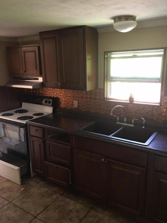 206 Batley Loop Rd, Clinton, TN 37716 photo 5
