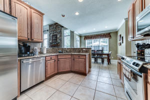 7324 Beech Meadow Ln, Powell, TN 37849 photo 2