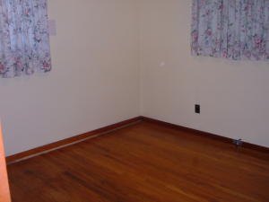 1977 W 3rd Ave, Oneida, TN 37841 photo 8