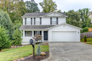 2106 Ember Brook Ln, Powell, TN 37849 photo 1