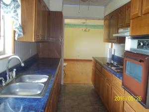 2437 Willow Garden Cir, Talbott, TN 37877 photo 4