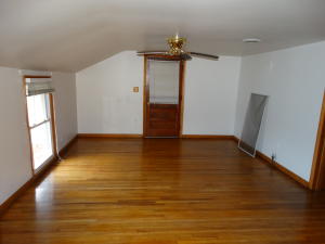 202 S 10th St, Middlesboro, KY 40965 photo 9