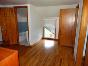 202 S 10th St, Middlesboro, KY 40965 photo 8