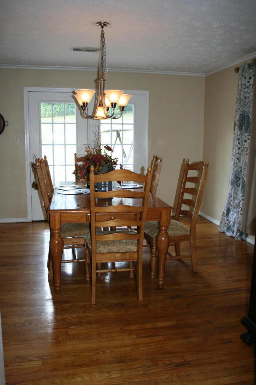 325 Irwin Rd, Powell, TN 37849 photo 11