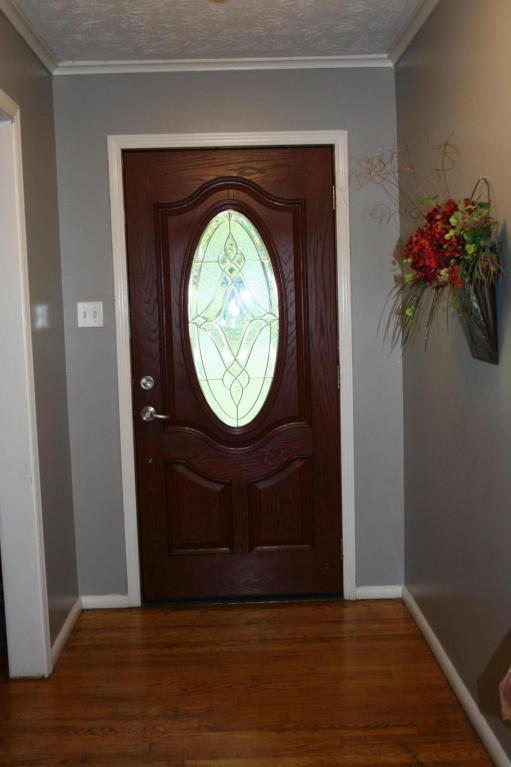 325 Irwin Rd, Powell, TN 37849 photo 6
