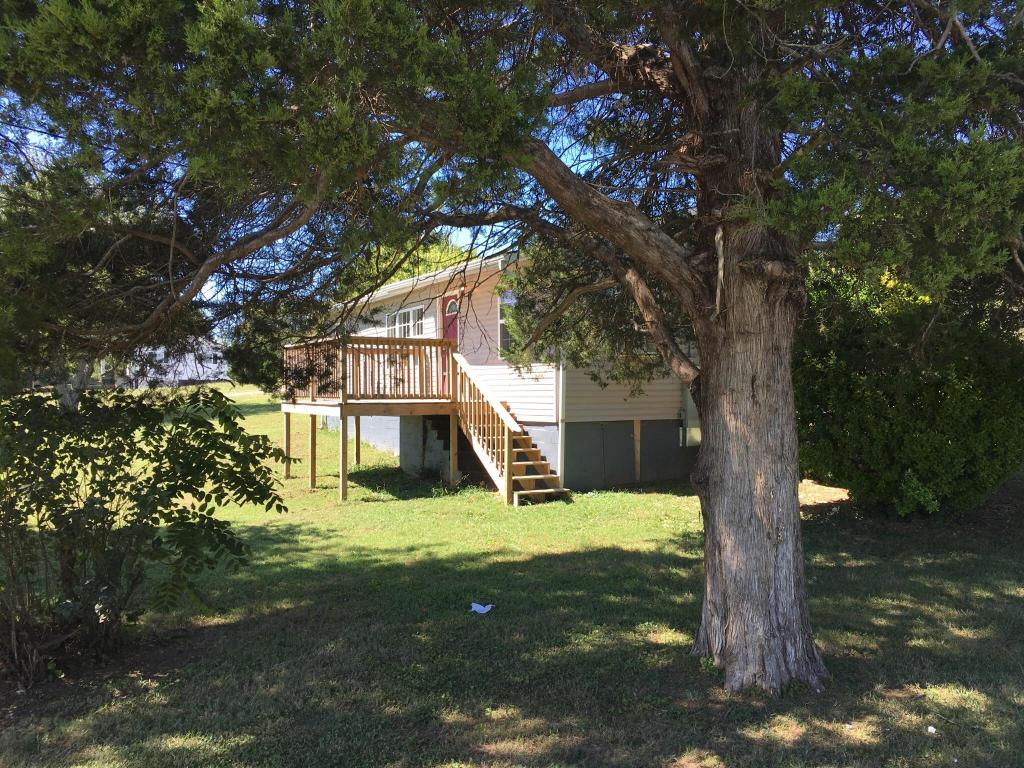 103 Smith Rd, Corryton, TN 37721 photo 2