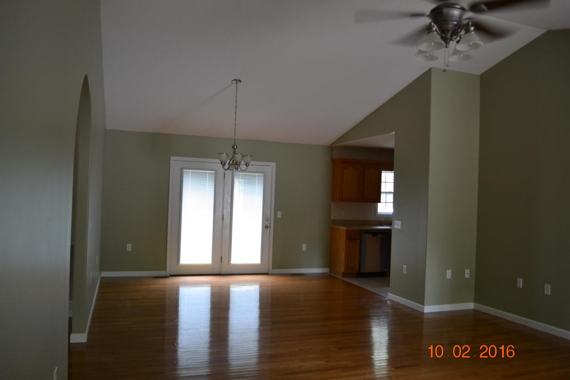 203 Frontier Dr, Grimsley, TN 38565 photo 3