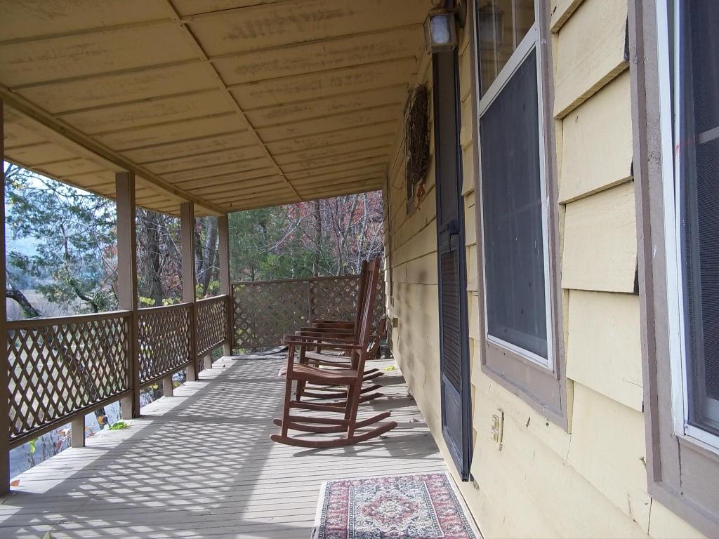 751 Cavern Rd, Townsend, TN 37882 photo 3