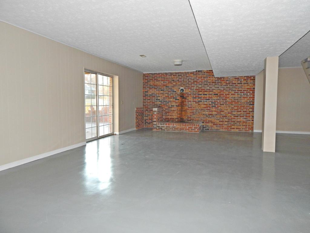 527 E Cunningham St, Alcoa, TN 37701 photo 17