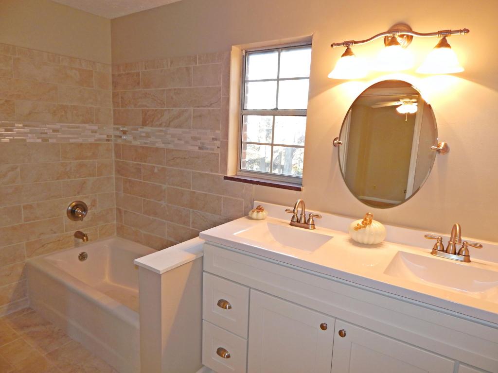527 E Cunningham St, Alcoa, TN 37701 photo 7