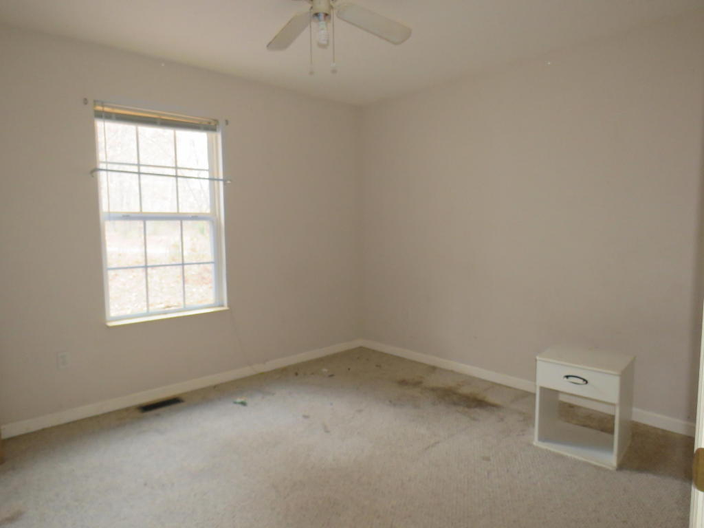 111 Cooper Dr, Clinton, TN 37716 photo 9