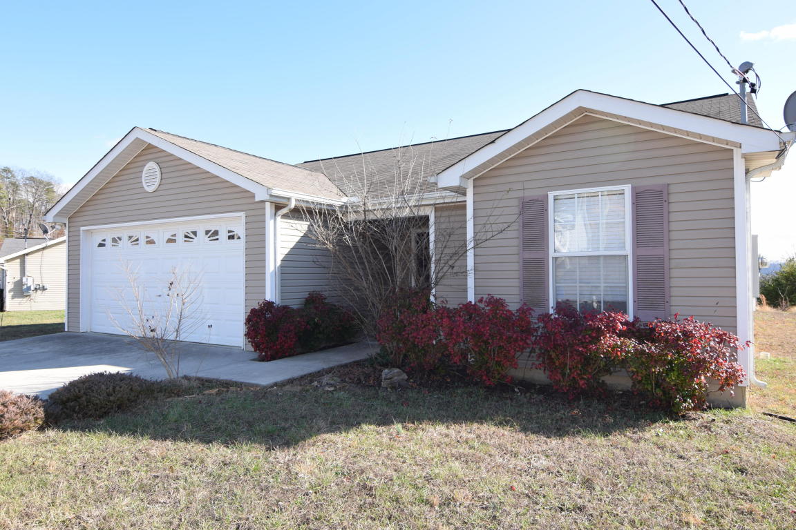 6459 Hugh Willis Rd, Powell, TN 37849 photo 1