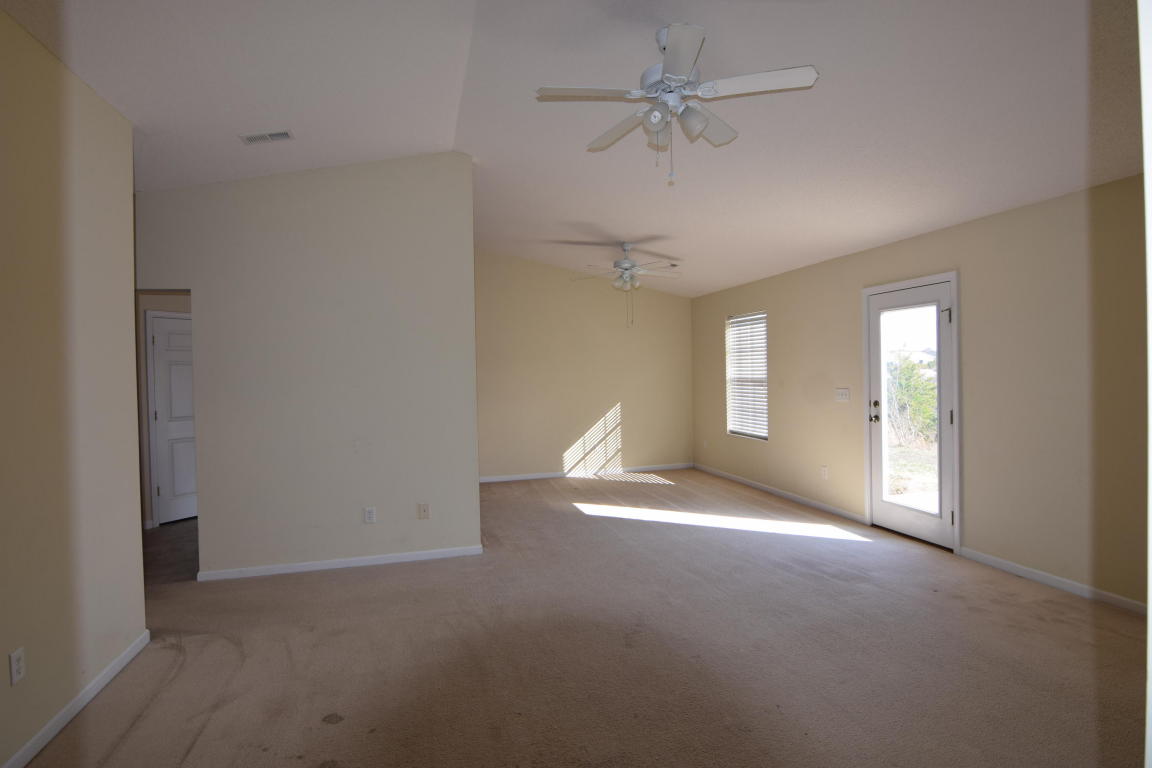 6459 Hugh Willis Rd, Powell, TN 37849 photo 2