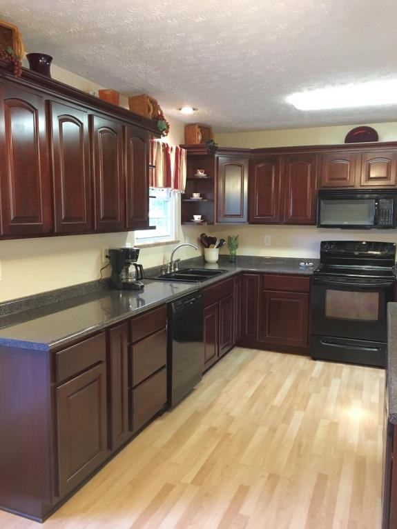 1964 E Wolf Valley Rd, Heiskell, TN 37754 photo 8