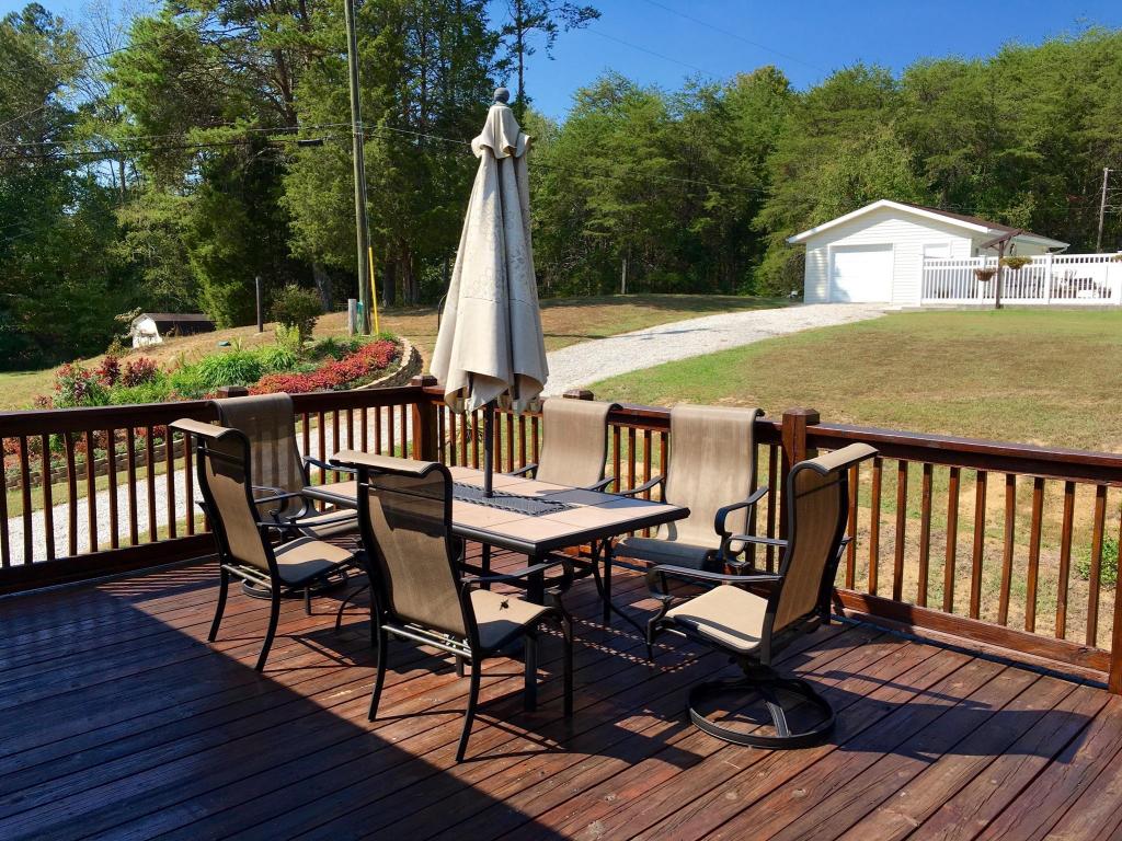1964 E Wolf Valley Rd, Heiskell, TN 37754 photo 27