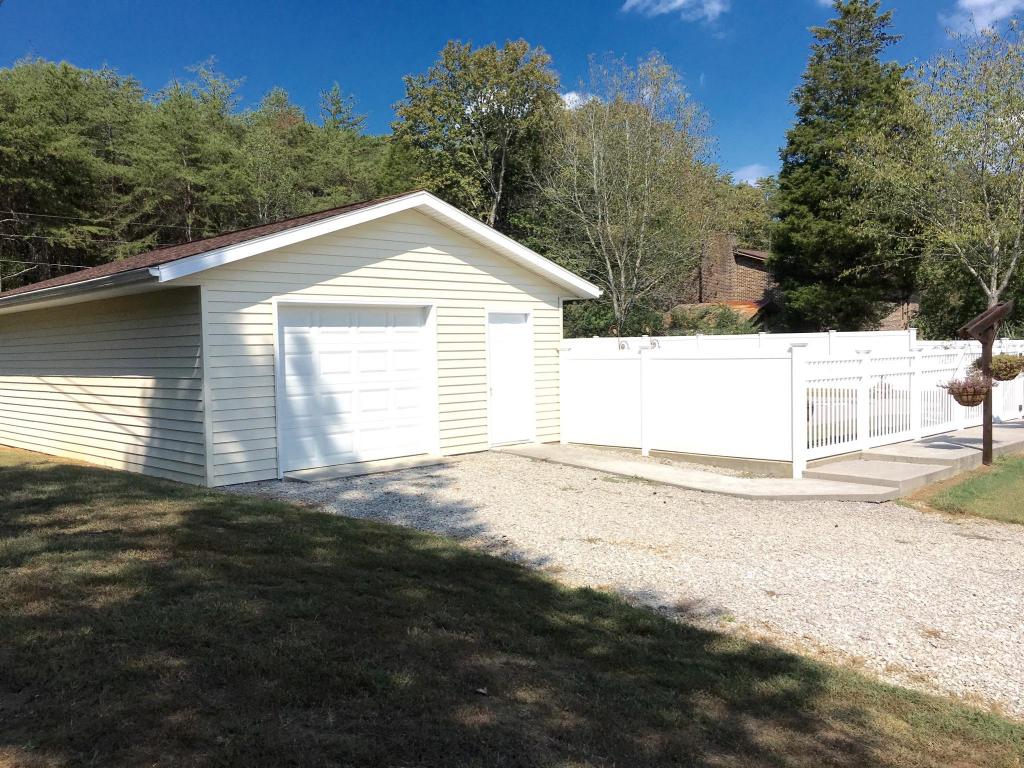 1964 E Wolf Valley Rd, Heiskell, TN 37754 photo 35