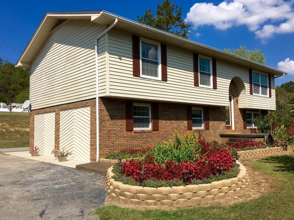 1964 E Wolf Valley Rd, Heiskell, TN 37754 photo 39