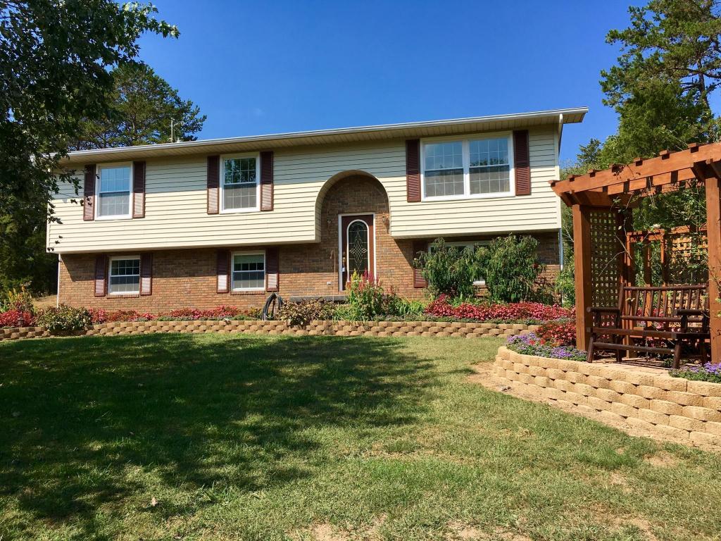 1964 E Wolf Valley Rd, Heiskell, TN 37754 photo 2