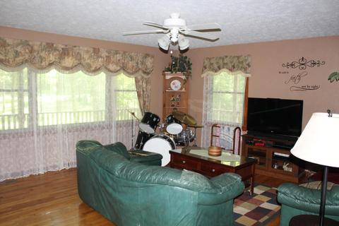 1898 Old Grimsley Rd, Grimsley, TN 38565 photo 2