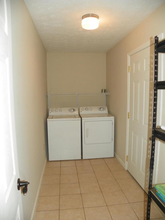 174 White Loop Rd, Clinton, TN 37716 photo 13